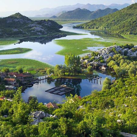 Lakeside Oasis Home Karuc Eksteriør billede